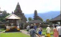 Bedugul lake temple